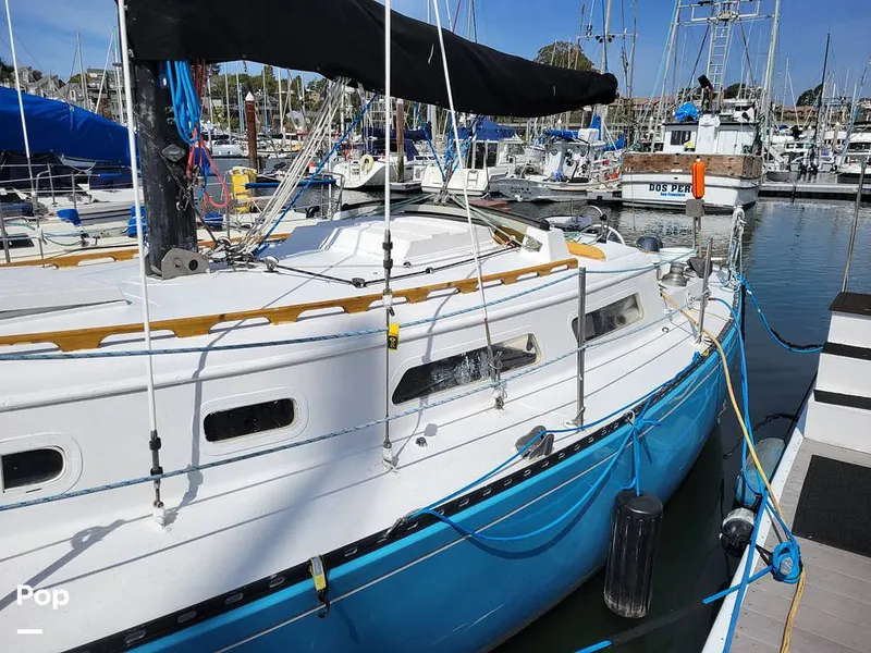 Slide: The Image of Islander 30 Bahama 1975 - 12189088