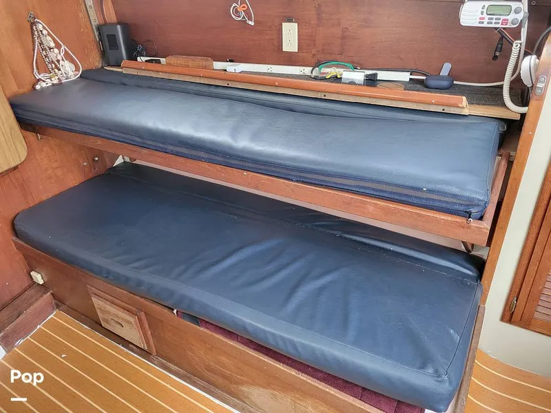 Slide: The Image of Islander 30 Bahama 1975 - 12189069