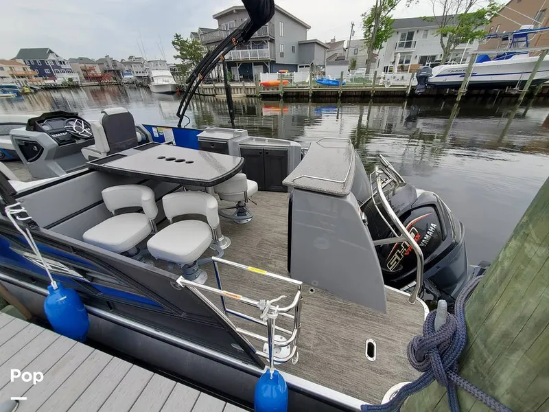 Slide: The Image of Godfrey AquaPatio 275 CBE 2021 - 12457658