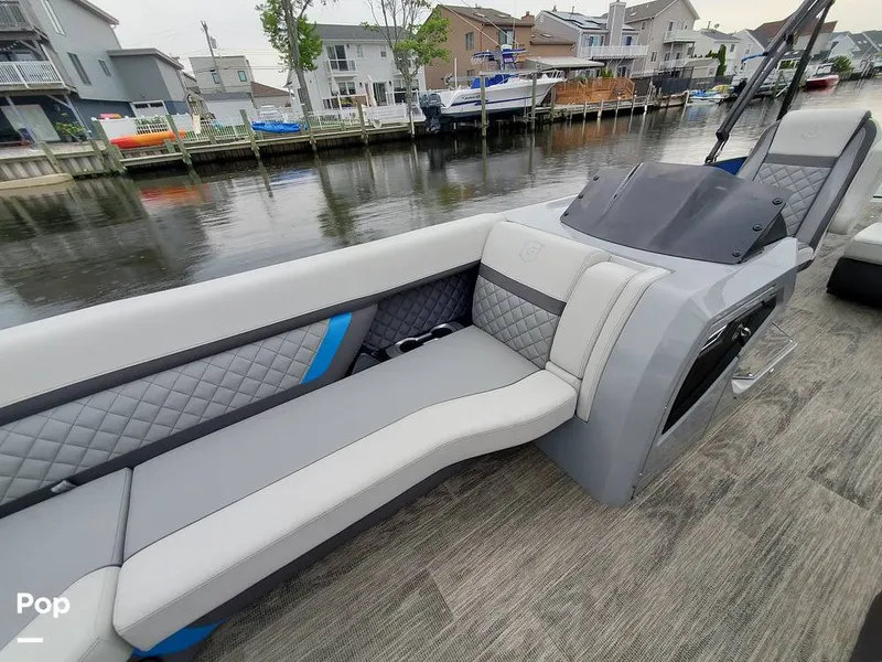 Slide: The Image of Godfrey AquaPatio 275 CBE 2021 - 12457671