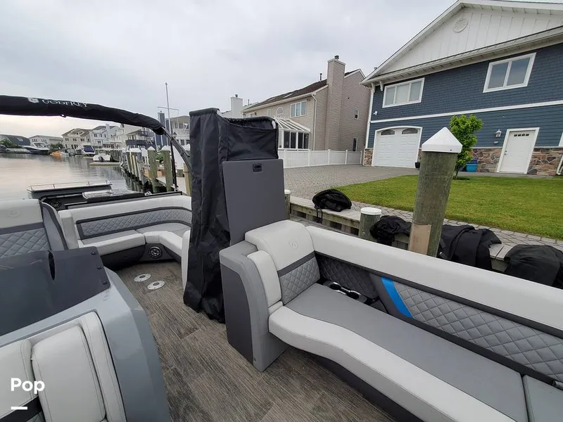 Slide: The Image of Godfrey AquaPatio 275 CBE 2021 - 12457683