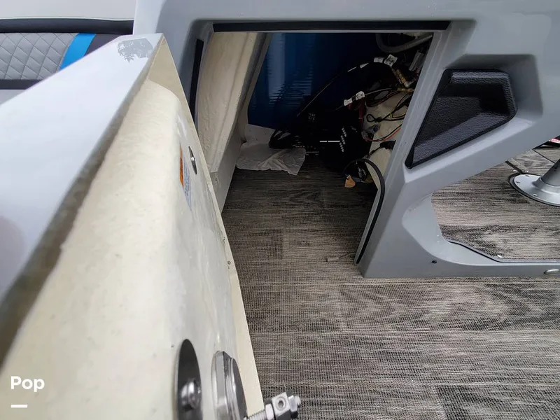 Slide: The Image of Godfrey AquaPatio 275 CBE 2021 - 12457689