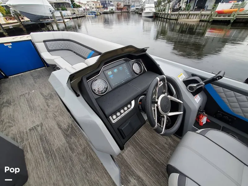 Slide: The Image of Godfrey AquaPatio 275 CBE 2021 - 12457690