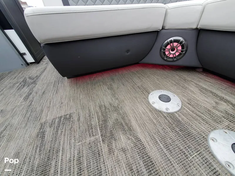 Slide: The Image of Godfrey AquaPatio 275 CBE 2021 - 12457713