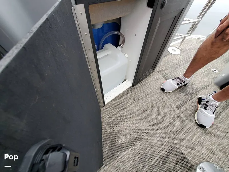 Slide: The Image of Godfrey AquaPatio 275 CBE 2021 - 12457719