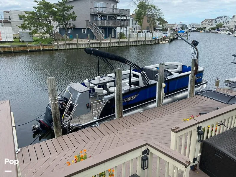 Slide: The Image of Godfrey AquaPatio 275 CBE 2021 - 12194777