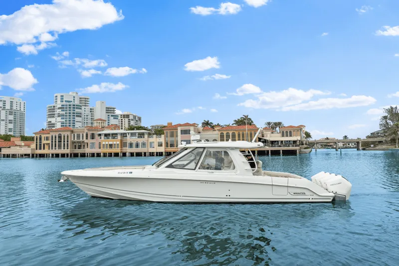 Slide: The Image of Boston Whaler 380 REALM 2022 - 2