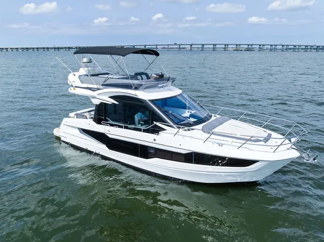 Slide: The Image of Galeon 400 FLY 2021 - 59