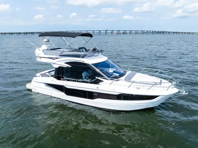 Slide: The Image of Galeon 400 FLY 2021 - 60