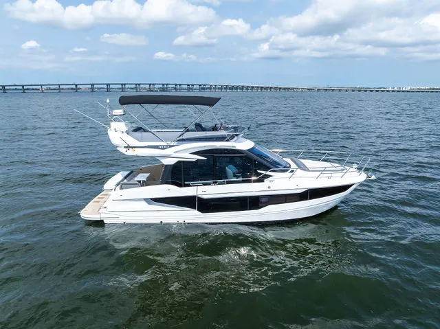Slide: The Image of Galeon 400 FLY 2021 - 58
