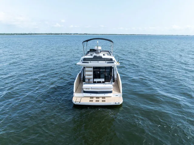 Slide: The Image of Galeon 400 FLY 2021 - 56