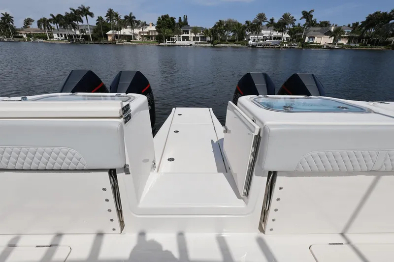 Slide: The Image of Aquila 47 Molokai 2024 - 17