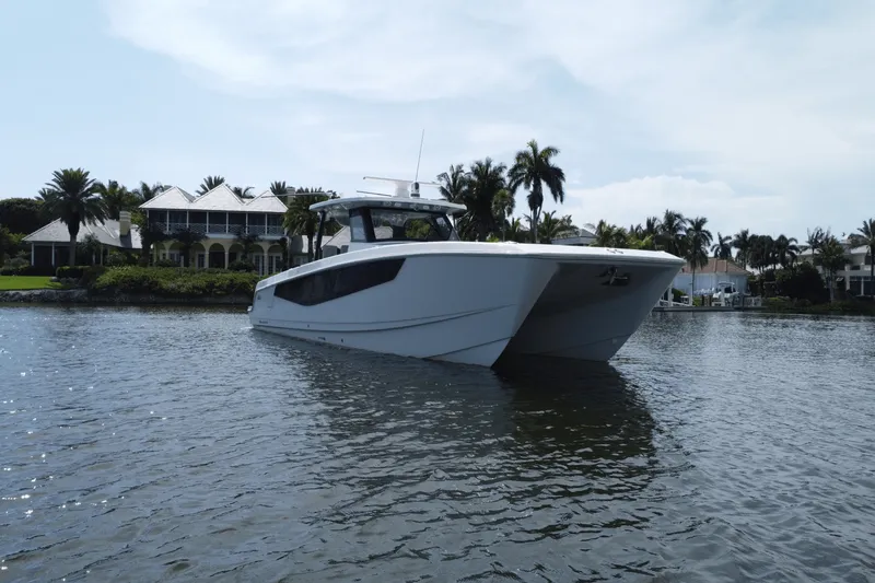 Slide: The Image of Aquila 47 Molokai 2024 - 2