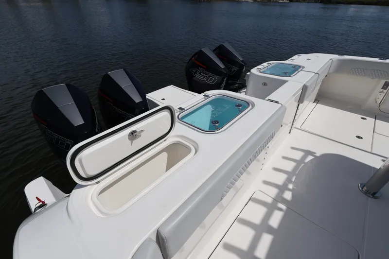 Slide: The Image of Aquila 47 Molokai 2024 - 20