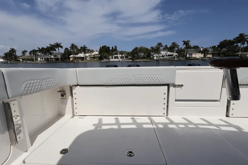 Slide: The Image of Aquila 47 Molokai 2024 - 21