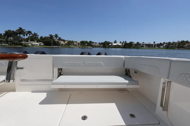 Slide: The Image of Aquila 47 Molokai 2024 - 24