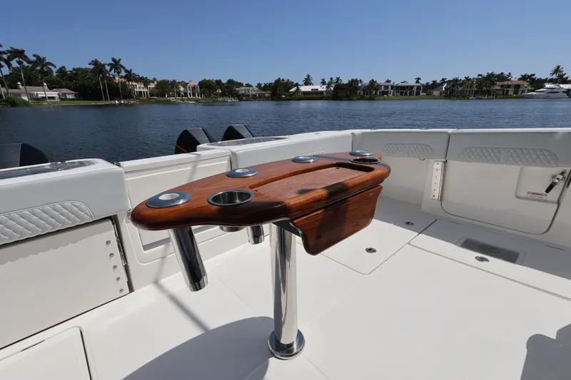 Slide: The Image of Aquila 47 Molokai 2024 - 27