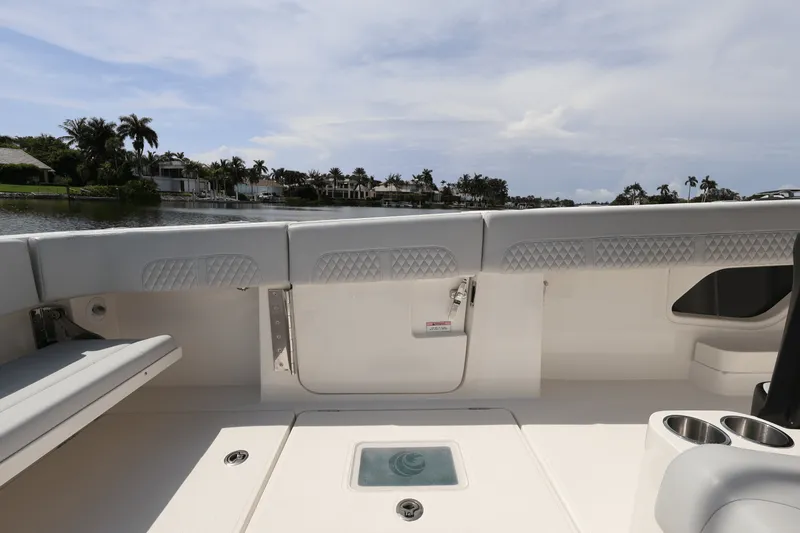 Slide: The Image of Aquila 47 Molokai 2024 - 42