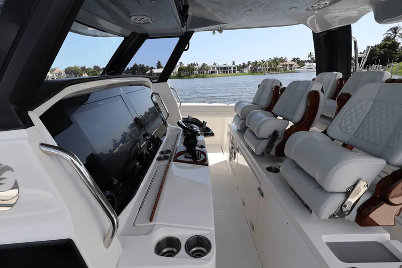 Slide: The Image of Aquila 47 Molokai 2024 - 53