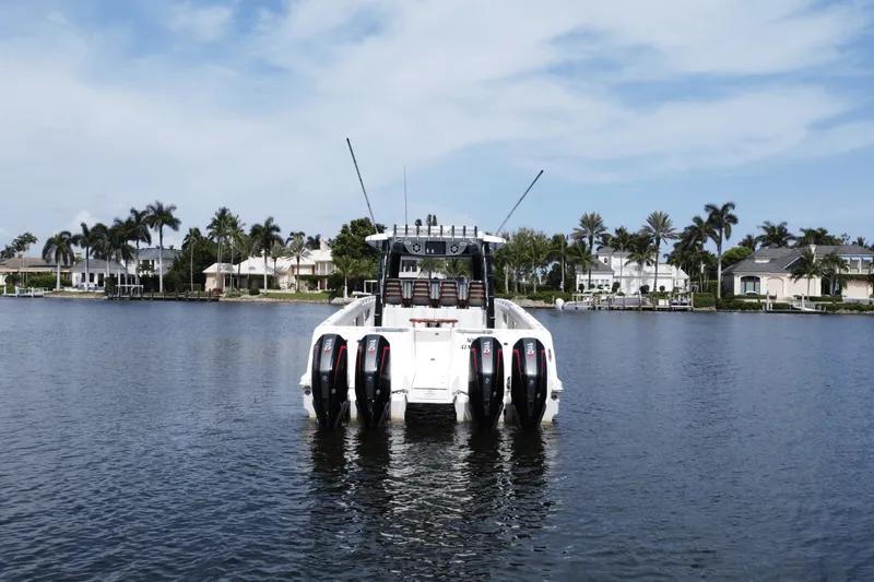 Slide: The Image of Aquila 47 Molokai 2024 - 6