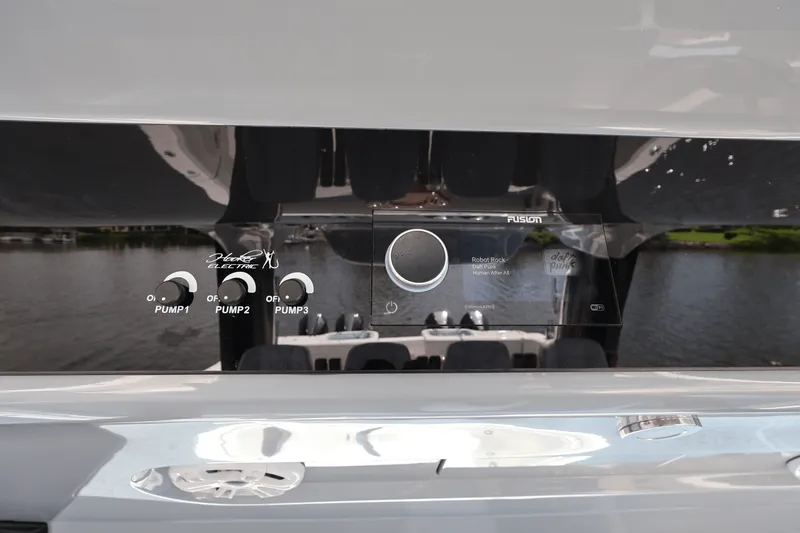 Slide: The Image of Aquila 47 Molokai 2024 - 64