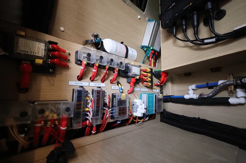 Slide: The Image of Aquila 47 Molokai 2024 - 73