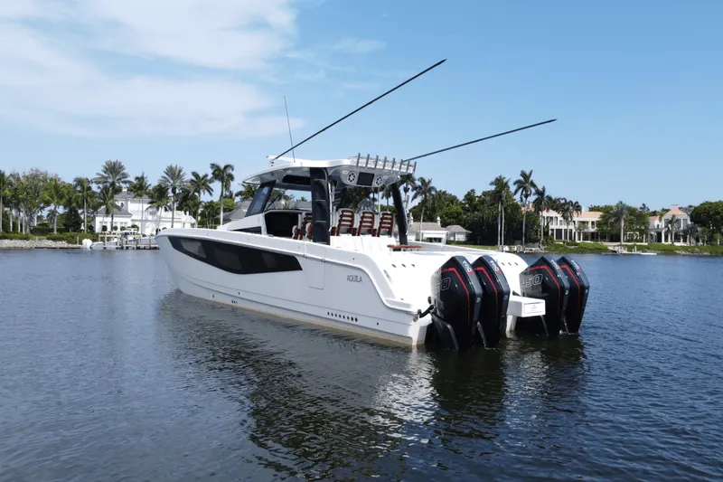 Slide: The Image of Aquila 47 Molokai 2024 - 8