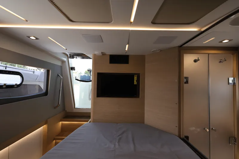 Slide: The Image of Aquila 47 Molokai 2024 - 84