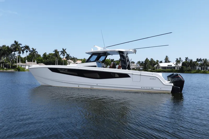 Slide: The Image of Aquila 47 Molokai 2024 - 9