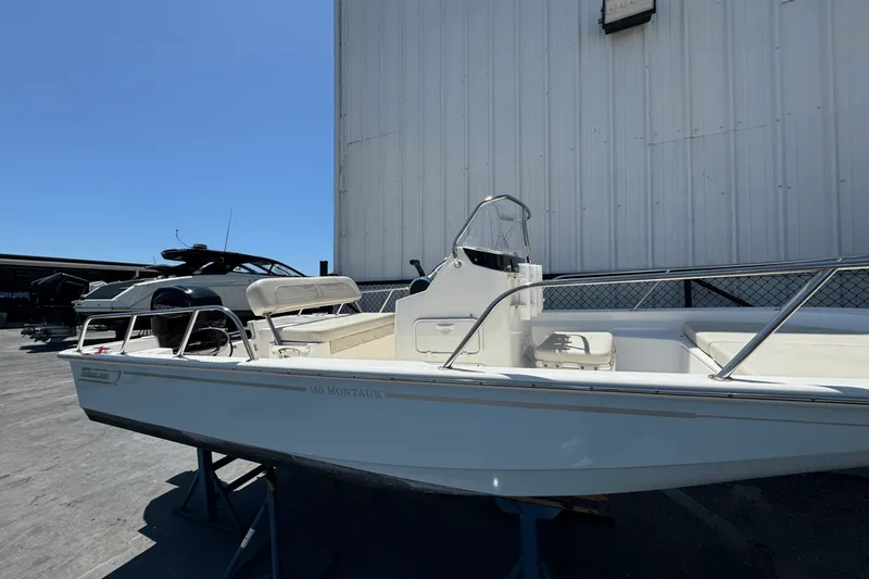 Slide: The Image of Boston Whaler 150 Montauk 2020 - 4