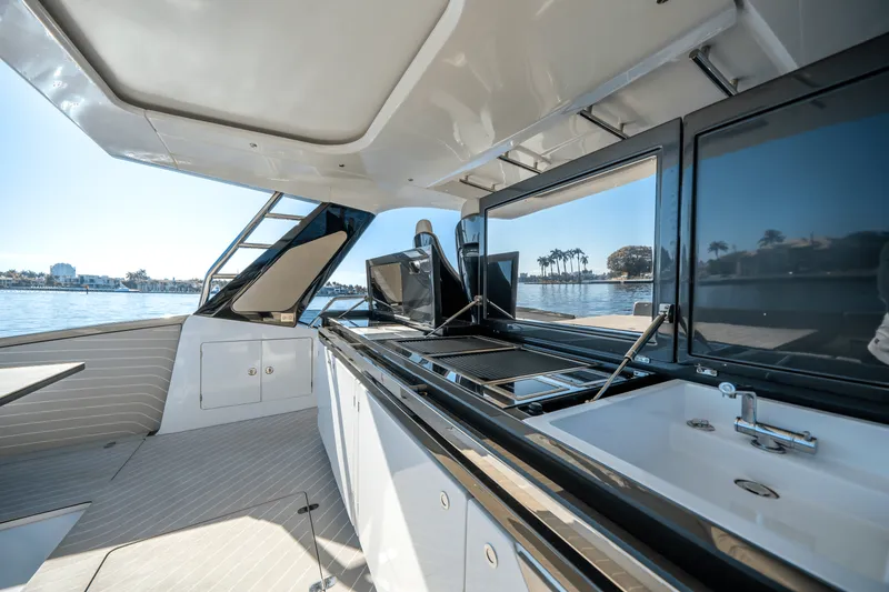 Slide: The Image of Azimut Verve 47 2021 - 26