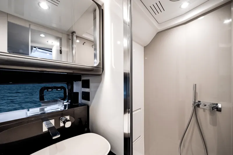 Slide: The Image of Azimut Verve 47 2021 - 42