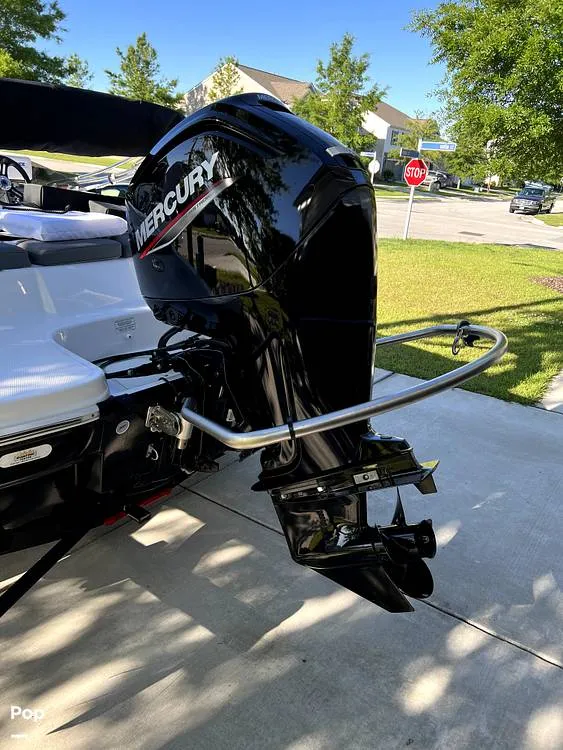 Slide: The Image of Tahoe T16 2022 - 12396145