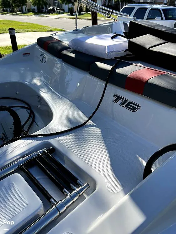 Slide: The Image of Tahoe T16 2022 - 12396146