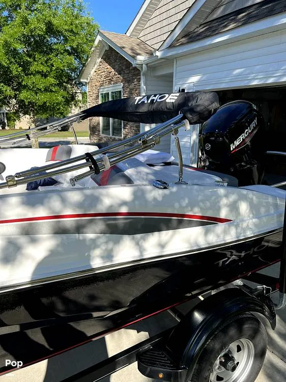 Slide: The Image of Tahoe T16 2022 - 12396160