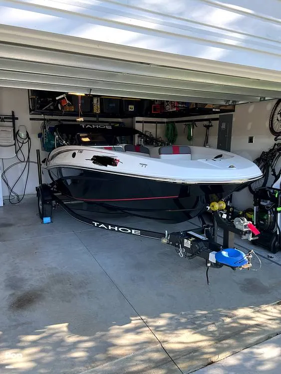 Slide: The Image of Tahoe T16 2022 - 12396133