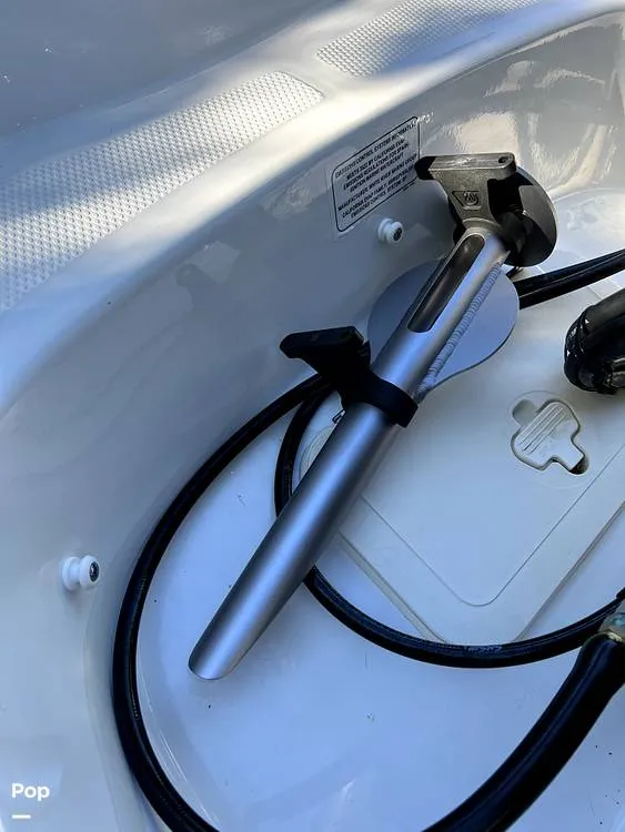 Slide: The Image of Tahoe T16 2022 - 12396179