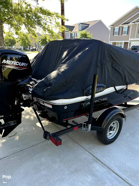 Slide: The Image of Tahoe T16 2022 - 12396203