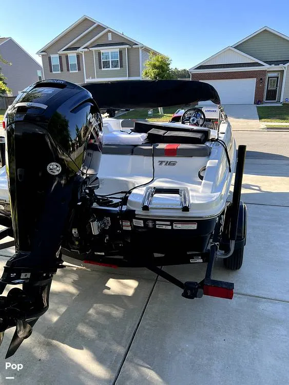 Slide: The Image of Tahoe T16 2022 - 12396143