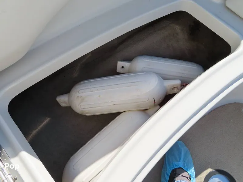 Slide: The Image of Crownline Boats 220 EX 2008 - 12309116