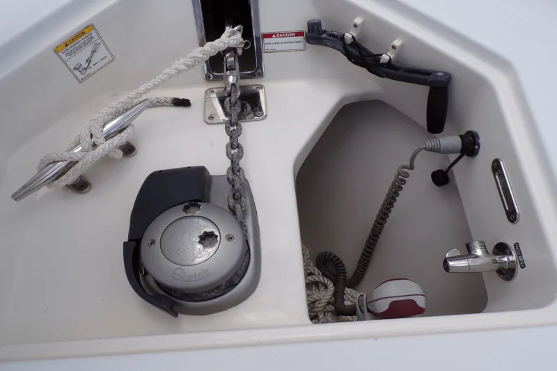 Slide: The Image of Boston Whaler 350 OUTRAGE 2016 - 51