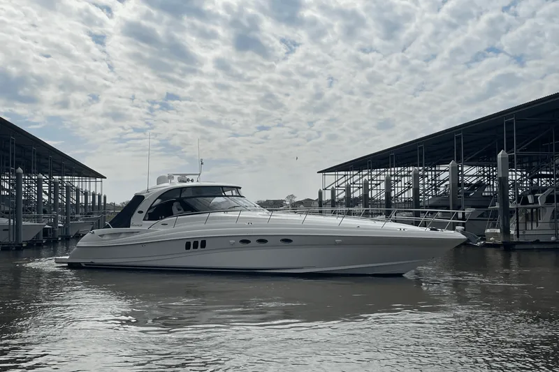 Slide: The Image of Sea Ray 52 SUNDANCER 2009 - 11