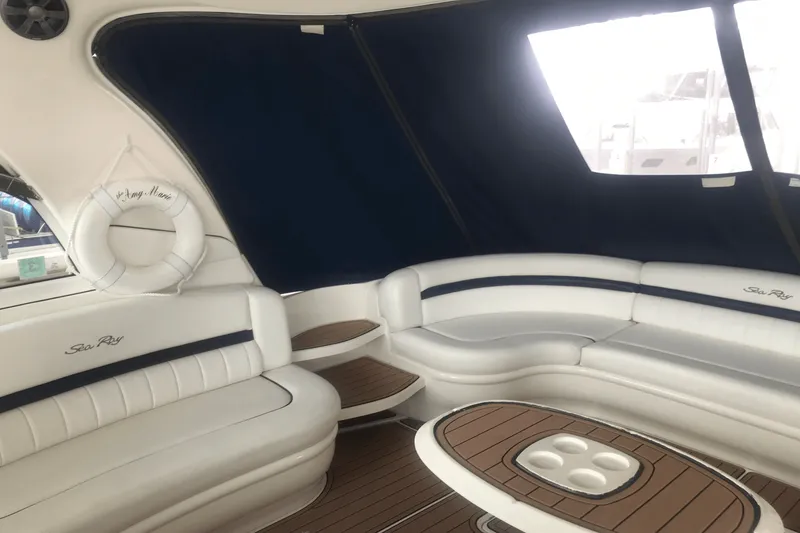 Slide: The Image of Sea Ray 52 SUNDANCER 2009 - 26
