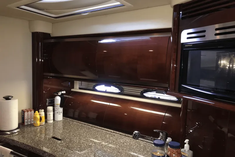 Slide: The Image of Sea Ray 52 SUNDANCER 2009 - 38