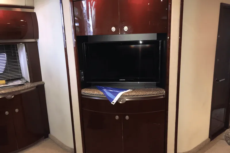 Slide: The Image of Sea Ray 52 SUNDANCER 2009 - 39