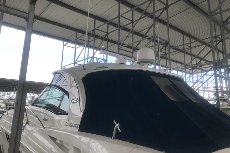 Slide: The Image of Sea Ray 52 SUNDANCER 2009 - 55