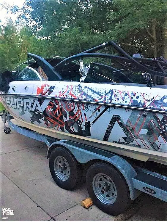 Slide: The Image of Supra Launch 242 2011 - 12579694