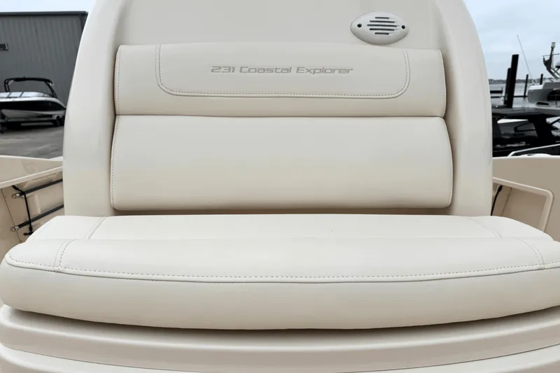 Slide: The Image of Grady-White 231 CE 2024 - 13