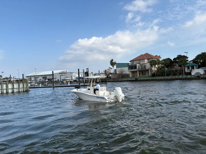 Slide: The Image of Grady-White 231 CE 2024 - 4