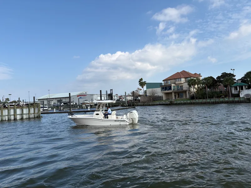 Slide: The Image of Grady-White 231 CE 2024 - 5